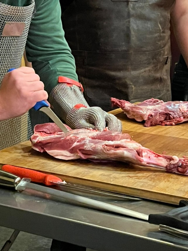 Jetzt geht‘s um die (Wild-)Wurst! Jetzt geht‘s um die (Wild-)Wurst!